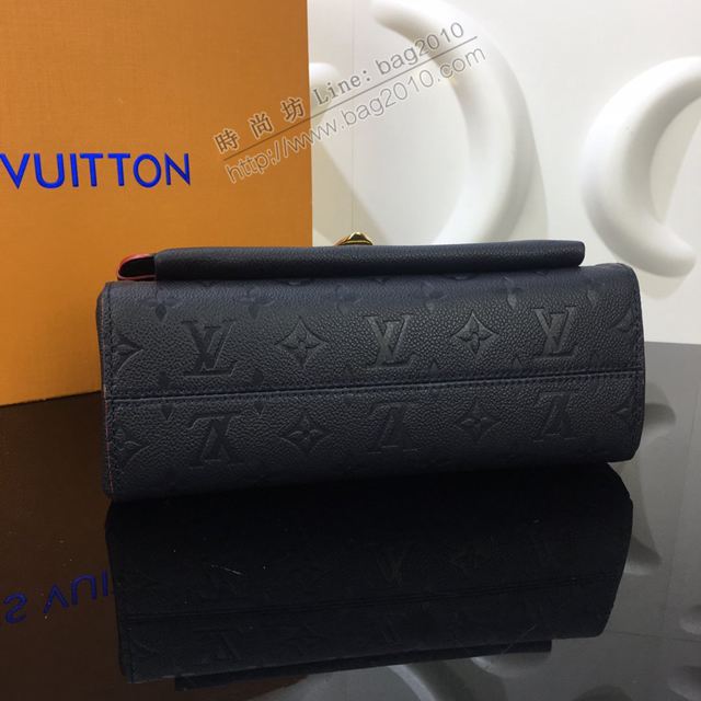 LV包 lv新款女包 Vavin小號手袋 壓紋Monogram Empreinte牛皮 皮革鏈帶 LV單肩斜挎女包  ydh3414